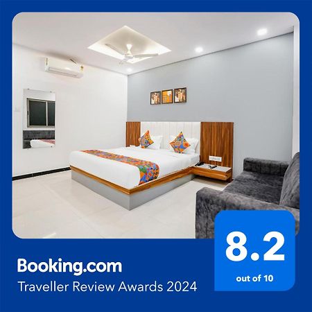 Fabhotel Magnus Surat Exterior foto