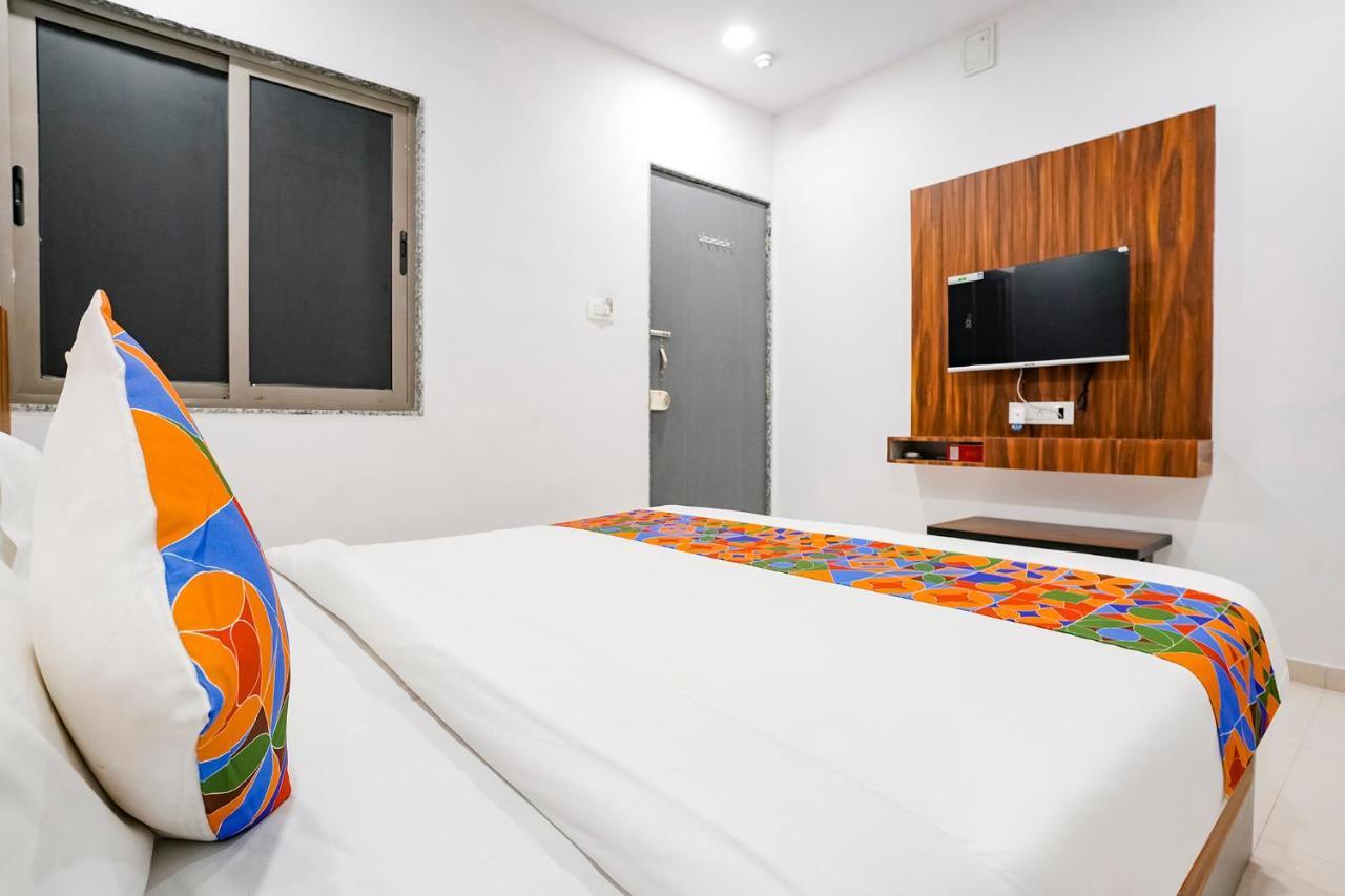 Fabhotel Magnus Surat Exterior foto